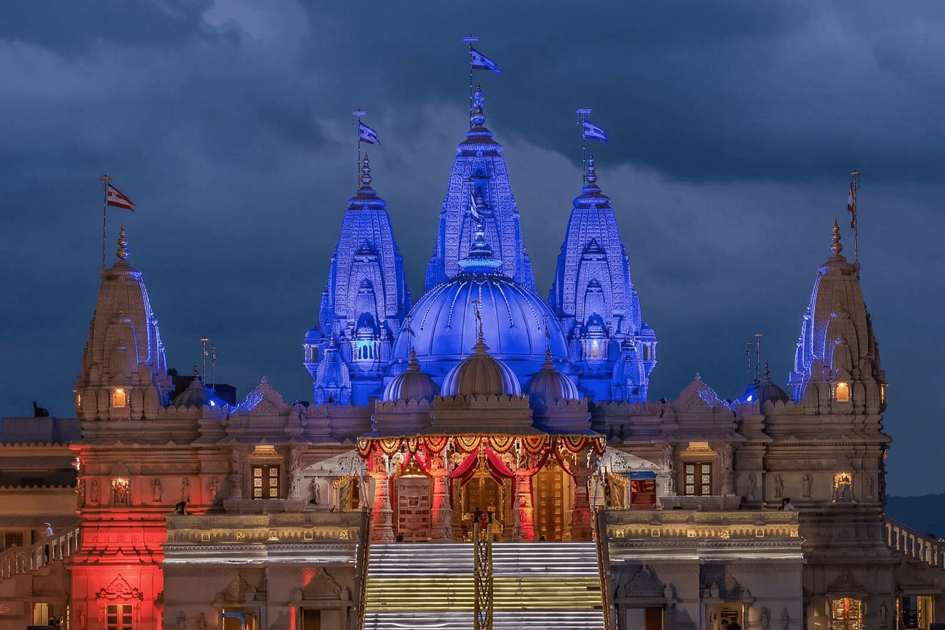 SWAMINARAYAN TEMPLE 2